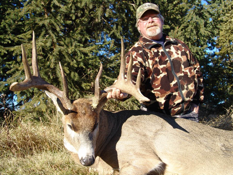 Alberta Whitetail Deer Hunting