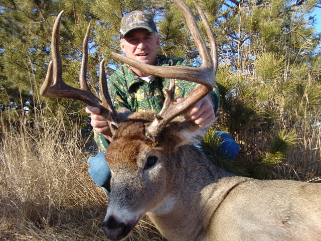 Hunt Alberta Trophy Whitetails