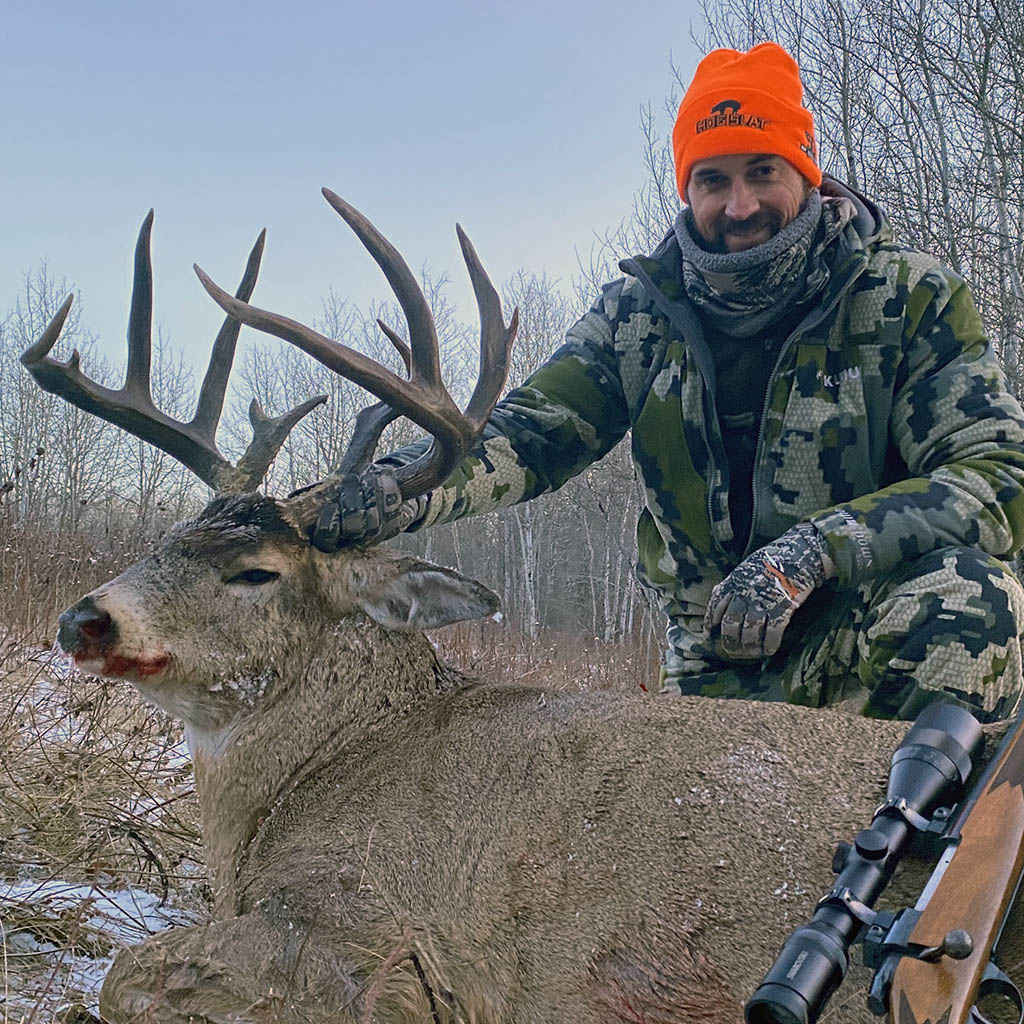 alberta-whitetail-deer-hunting