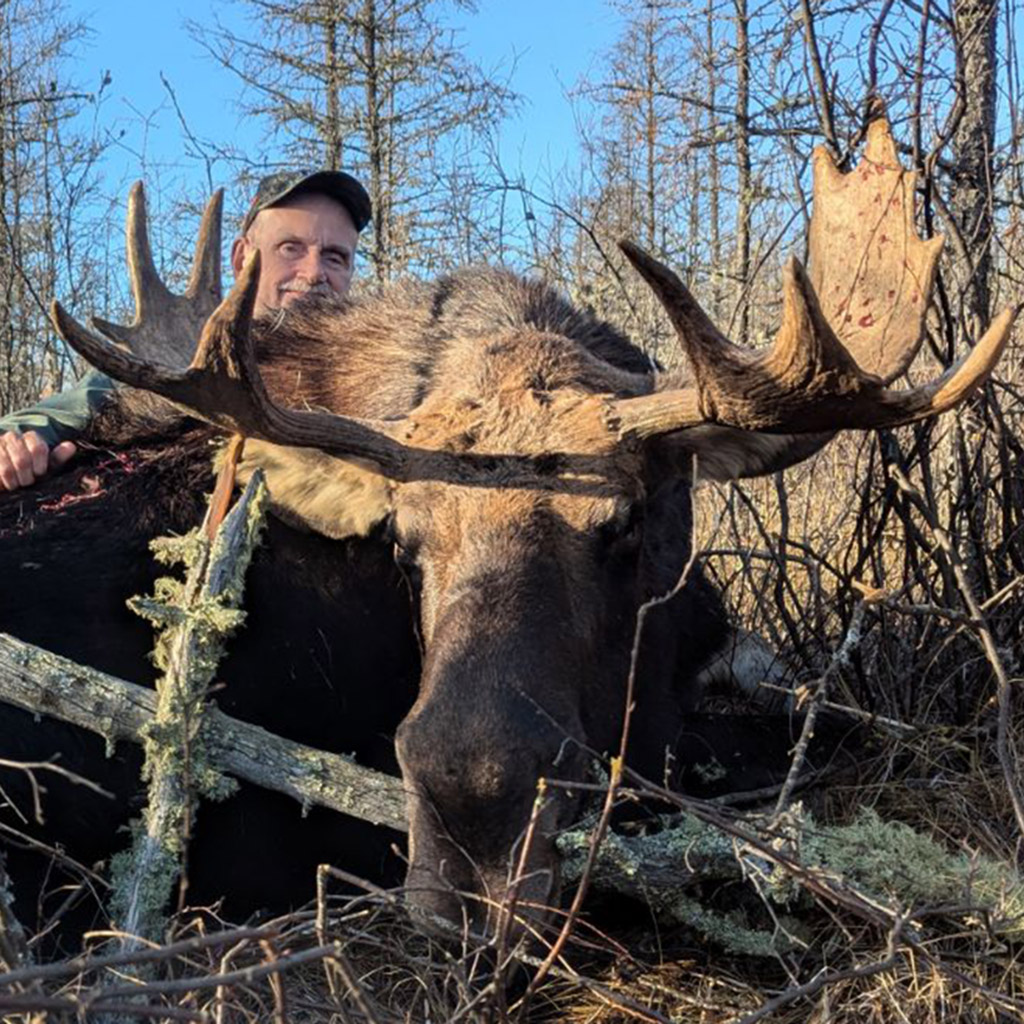 moose-hunting-canada